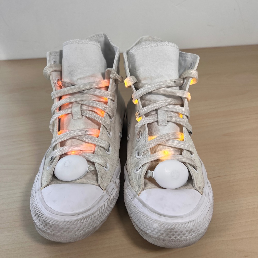 Converse Chuck Taylor All Star Women 8 White High Top LED Light Up Laces - Picture 2 of 9